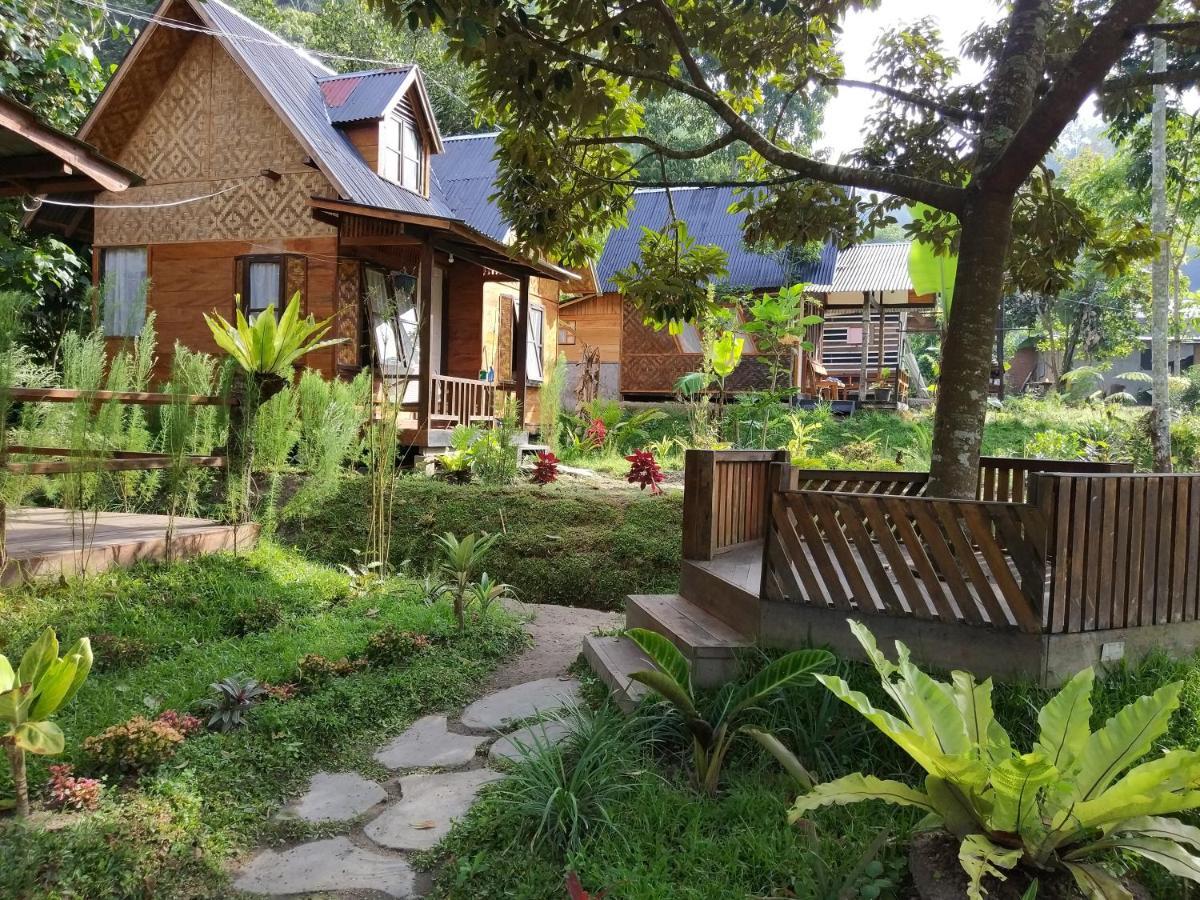 Canyon Jungle Stay Bukittinggi Exterior photo