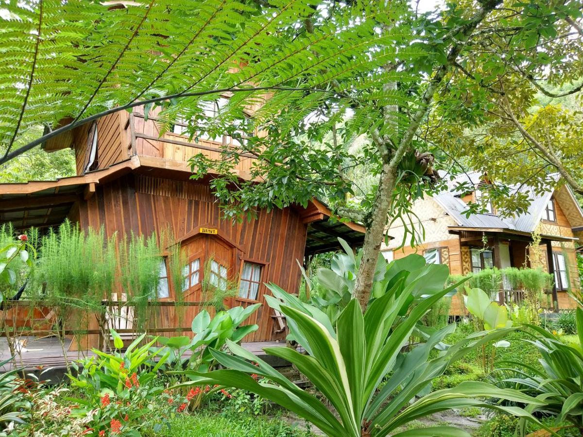 Canyon Jungle Stay Bukittinggi Exterior photo