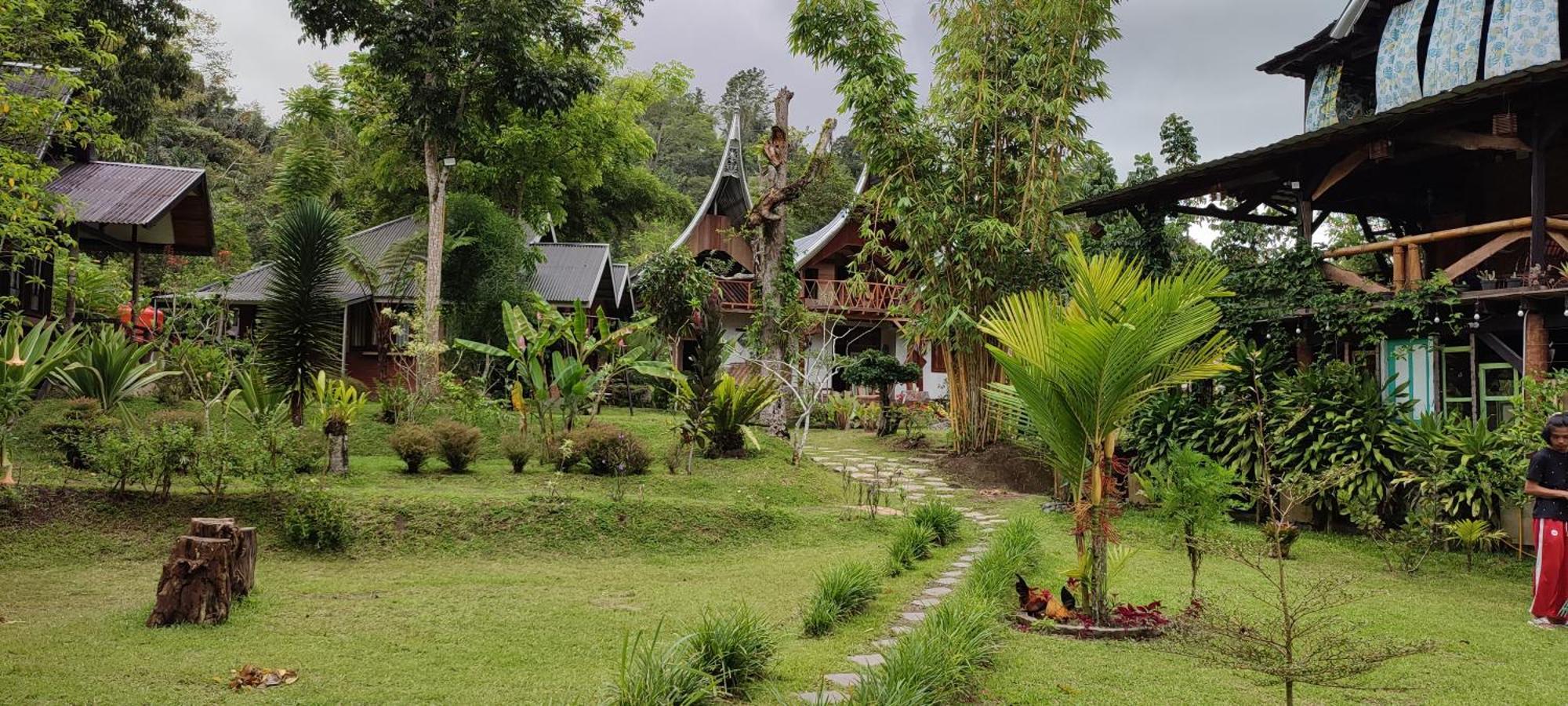 Canyon Jungle Stay Bukittinggi Exterior photo